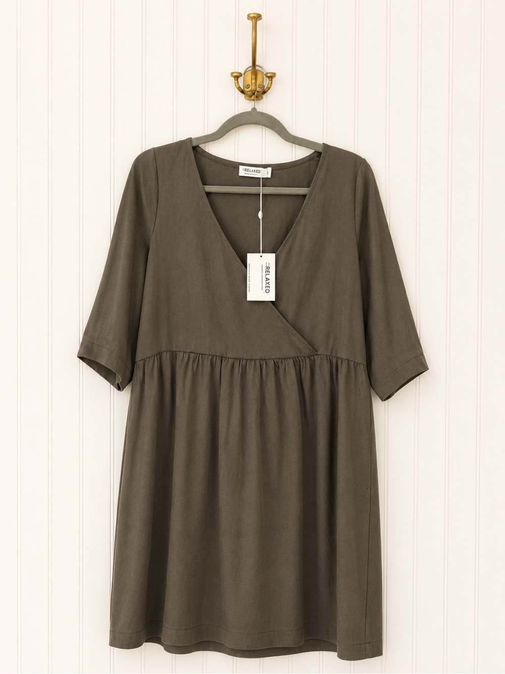 LA Relaxed, Vivian Woven Dress, olive, size small (2-4),NWT, 2 pockets